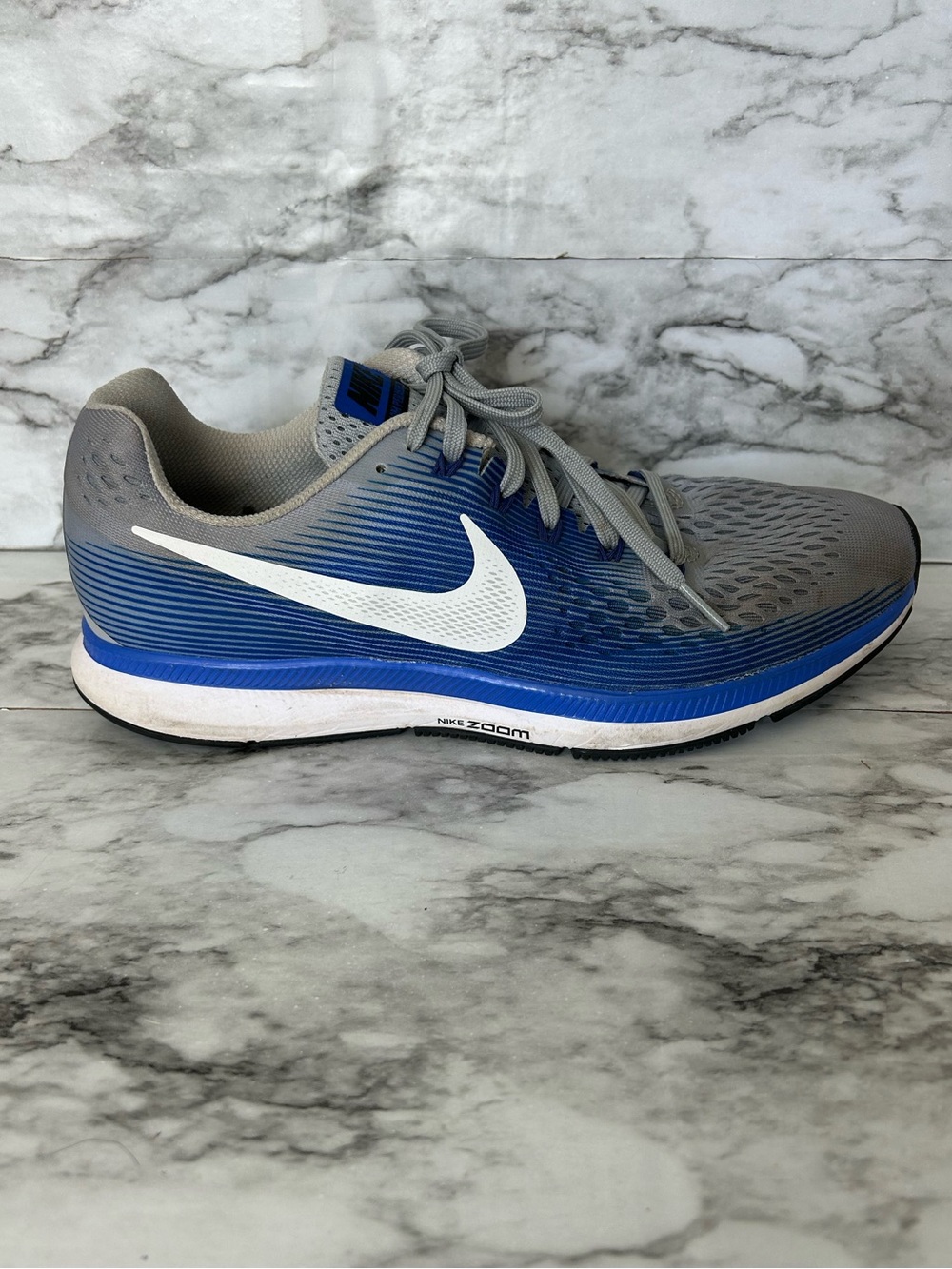 Nike | men’s size 10.5 Zoom Pegasus 34 - Picture 7 of 12